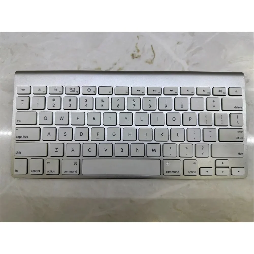 Original Apple Magic Keyboard Bluetooth Wireless Model A1314 Genuine Apple